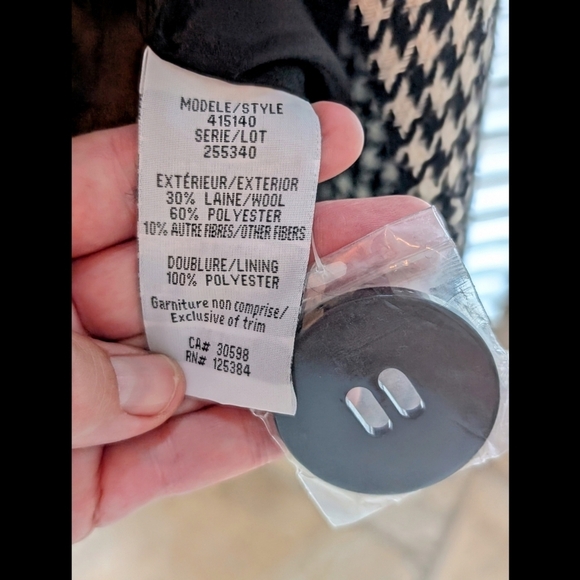 Marcona Black and White Houndstooth Coat - Picture 10 of 11